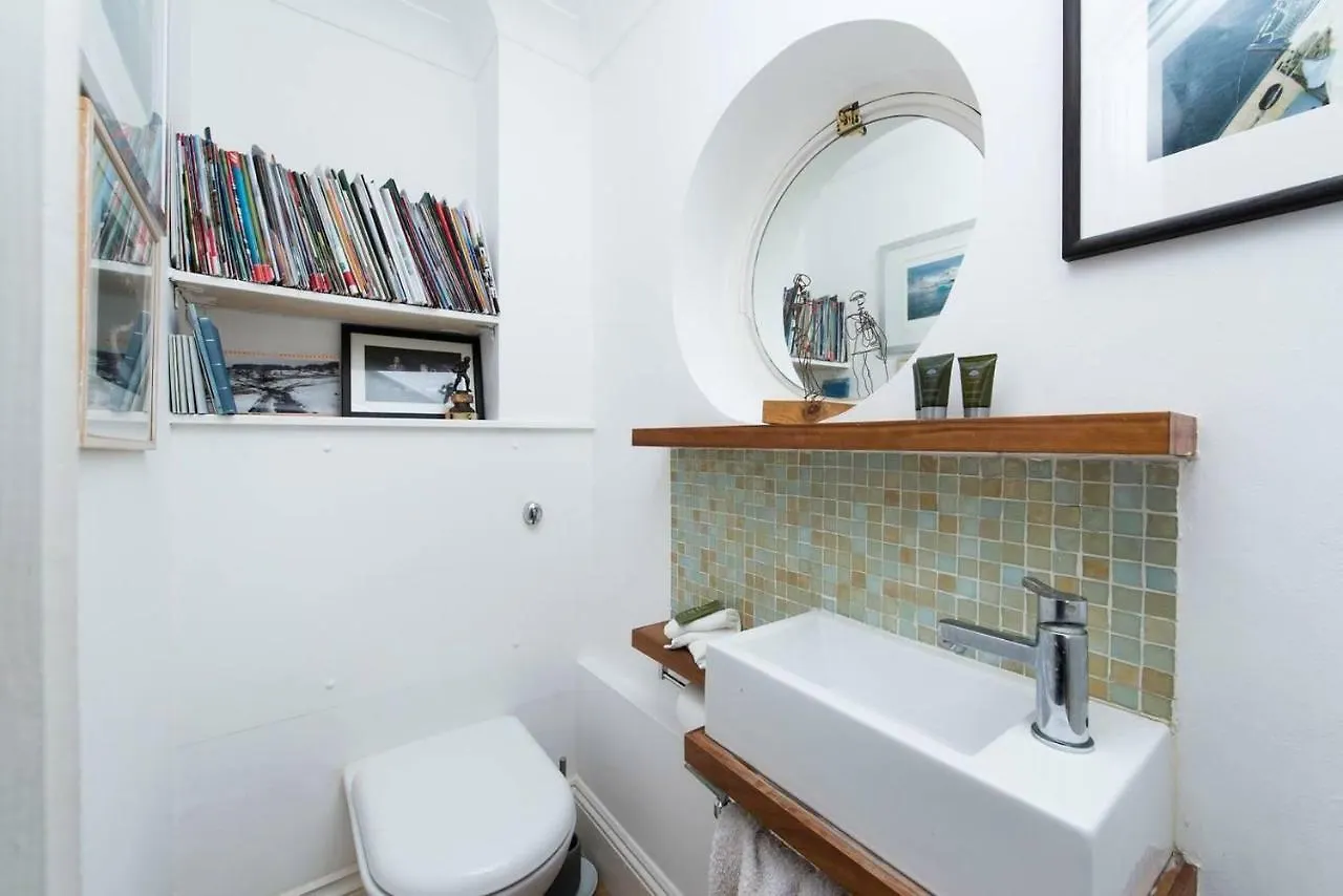 Semesterbostad Lovely 2 Bedroom Family Home Near Tower Bridge London Storbritannien