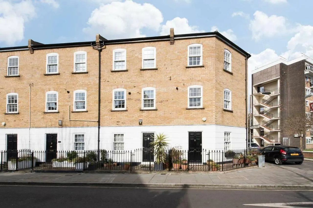 Holiday home Lovely 2 Bedroom Family Home Near Tower Bridge London